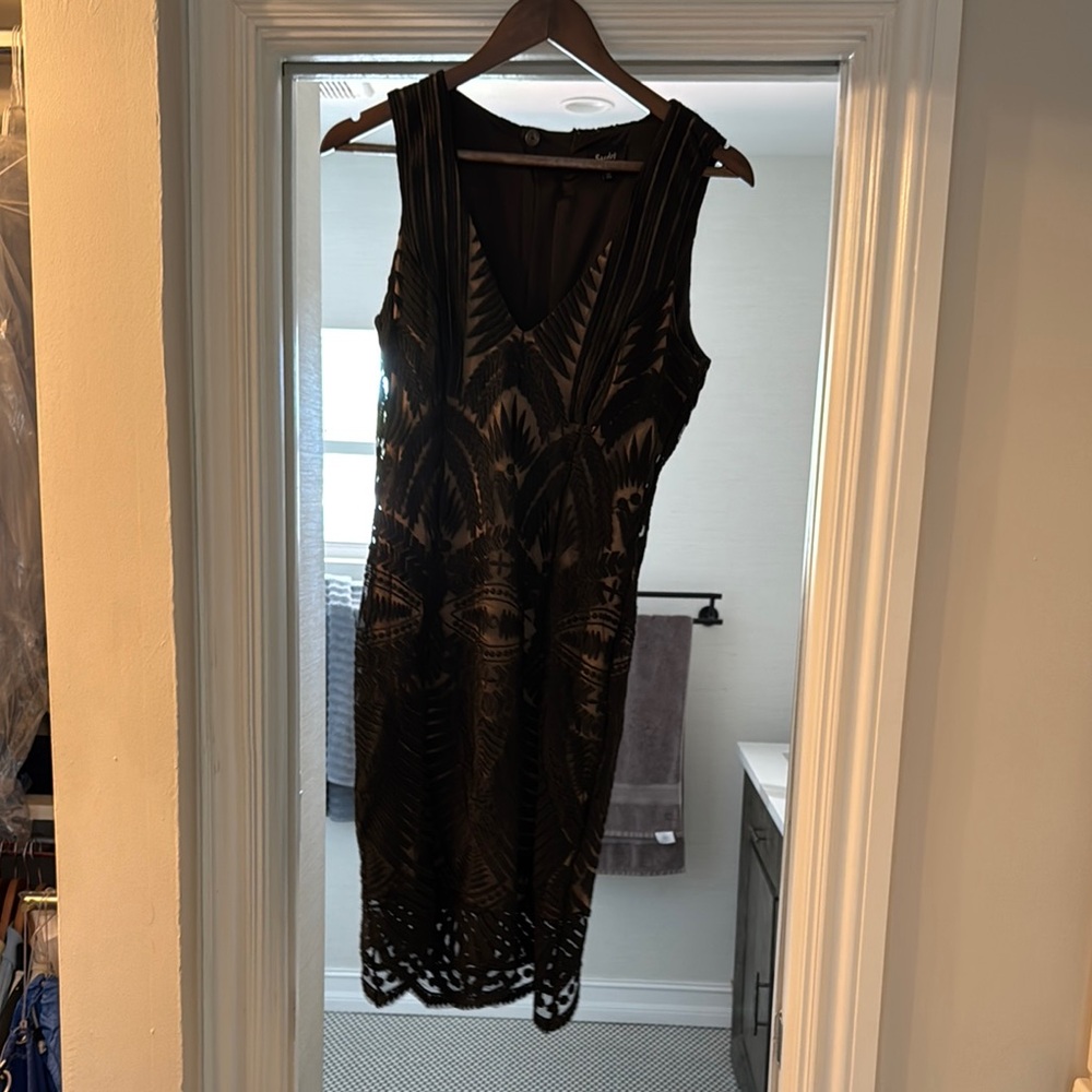 Elegant Black lace Dress
